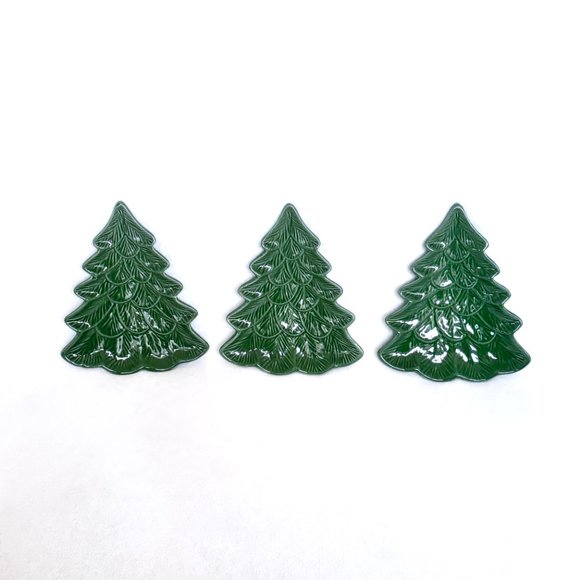 Hallmark Other - NWOT Hallmark Christmas Tree Trinket Trays (Set of 3)